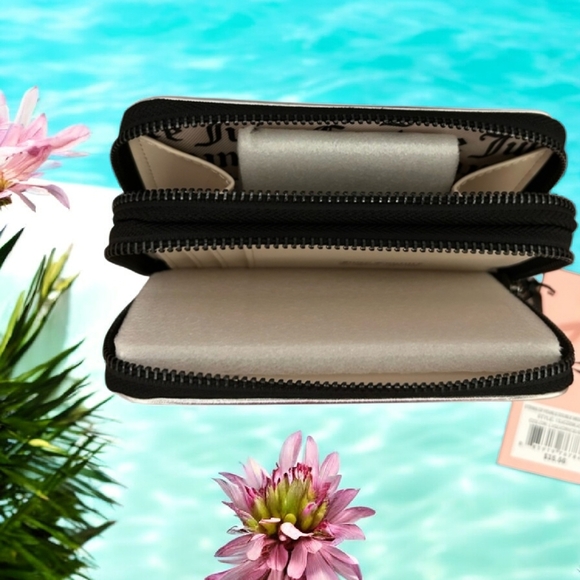 Juicy Couture NWT! String Of Pearls Med Double Zip Around Wallet - Liquorice - Picture 4 of 6